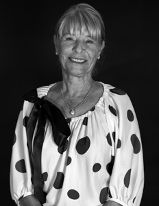 Emeritus Professor Elizabeth Rakoczy PhD